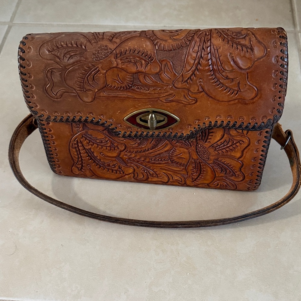 Vintage hand-tooled Leather Shoulder Bag